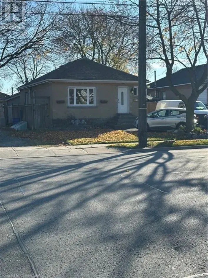 627 UPPER SHERMAN Avenue, Hamilton