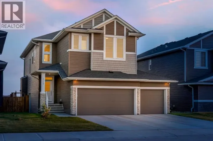 628 West Lakeview Drive, Chestermere
