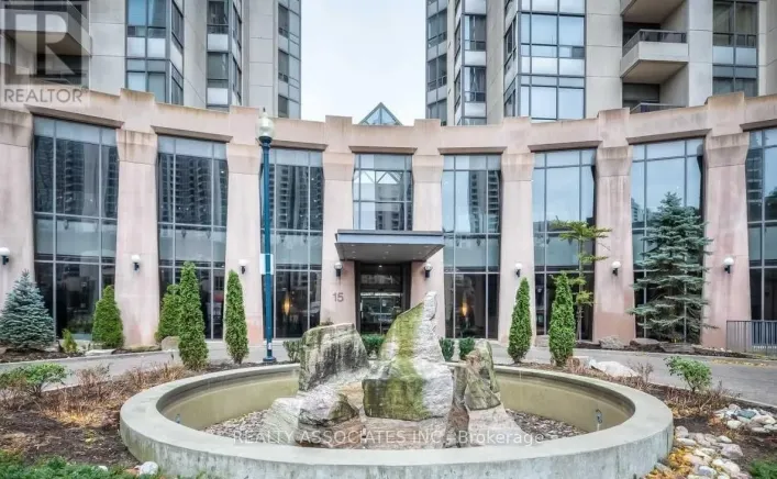 629 - 15 NORTHTOWN WAY, Toronto