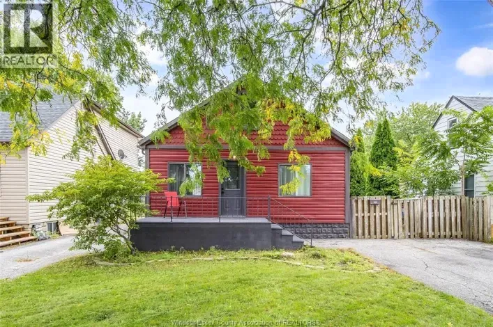 House for sale: 629 STANLEY STREET, Windsor