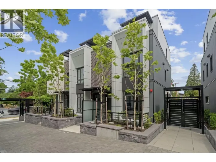 Row / Townhouse for sale: 6292 OAK STREET, Vancouver
