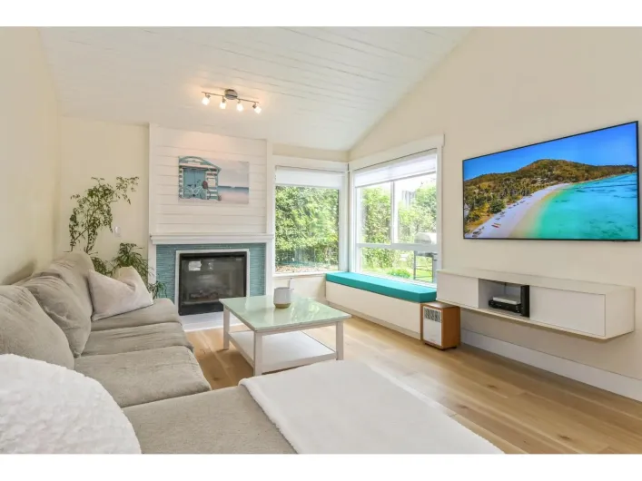 6294 W GREENSIDE DRIVE, Surrey