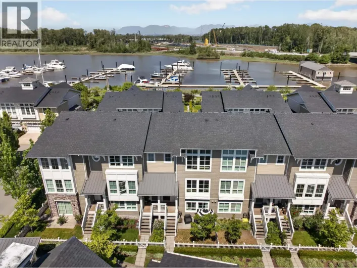 63 5551 ADMIRAL WAY, Delta