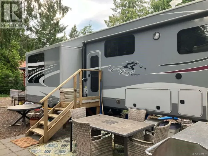 63 6050 Island Hwy W, Qualicum Beach