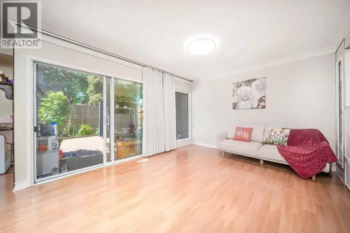 63 9240 GLENACRES DRIVE, Richmond