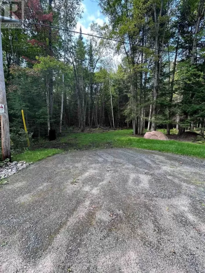 63 ANNIE MAYHEW ROAD, Madawaska Valley
