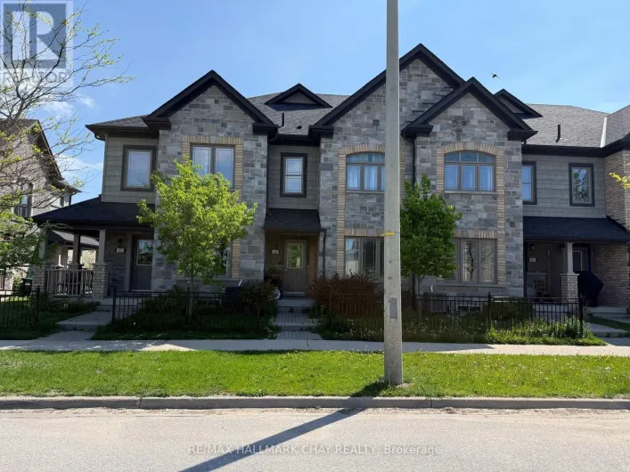 63 BATTEAUX STREET, Barrie