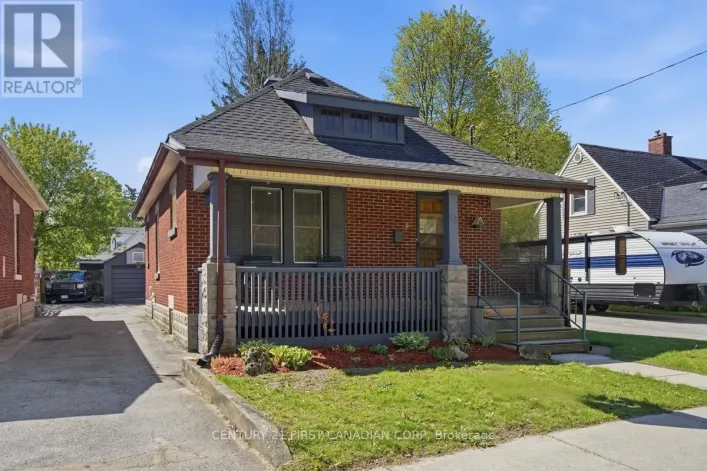 63 BEATTIE AVENUE, London East
