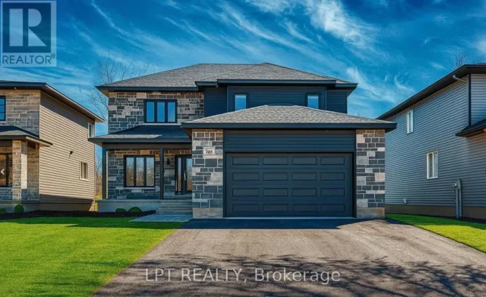 63 CHATEAUGUAY STREET, Russell