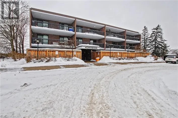 63 CONROY Crescent Unit# 52, Guelph