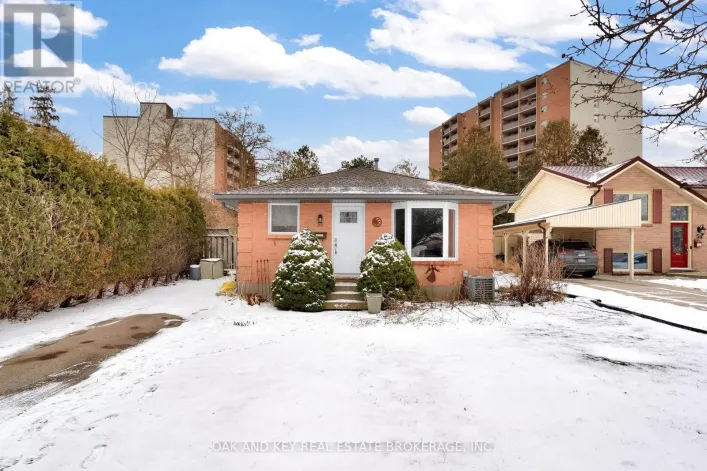 63 DUNDEE COURT, London South