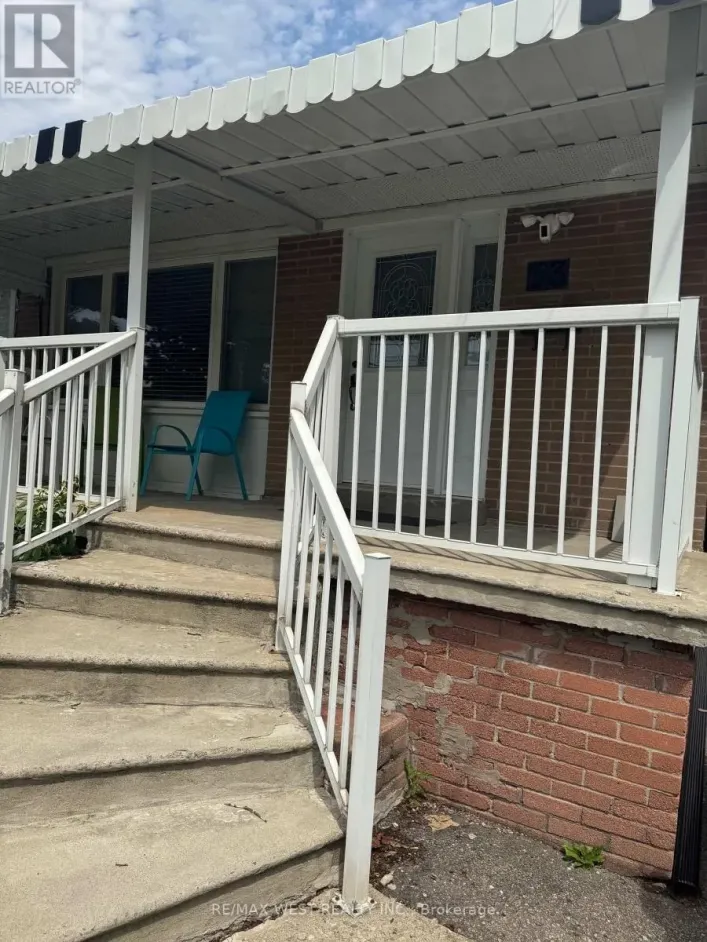 63 HABITANT DRIVE, Toronto