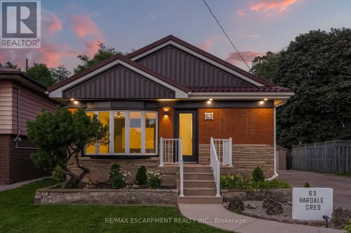 63 HARDALE CRESCENT, Hamilton