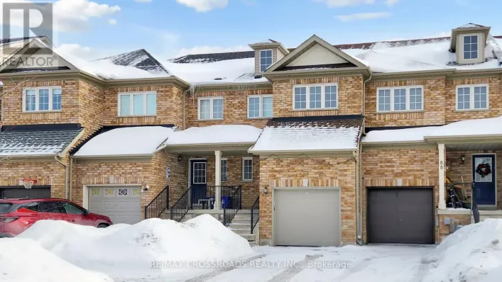 63 HERITAGE HOLLOW ESTA STREET, Richmond Hill