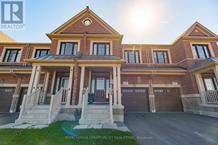 63 LAING DRIVE, Whitby