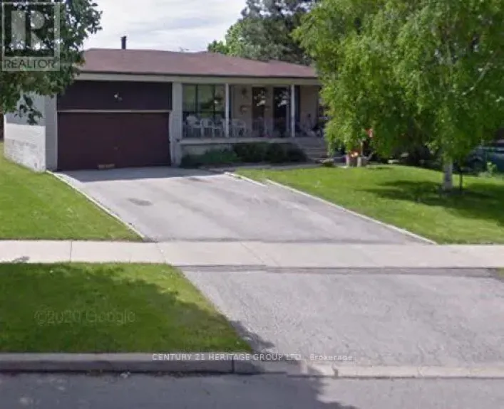 63 MARATHON CRESCENT, Toronto