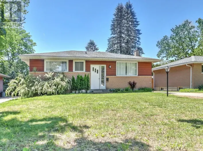 63 PAWNEE CRESCENT, London East