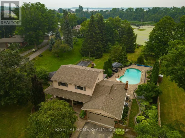 63 ROBINGLADE AVENUE, Kawartha Lakes