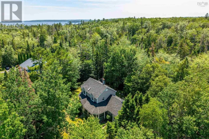 House for sale: 63 Schwartz Road, Hubbards