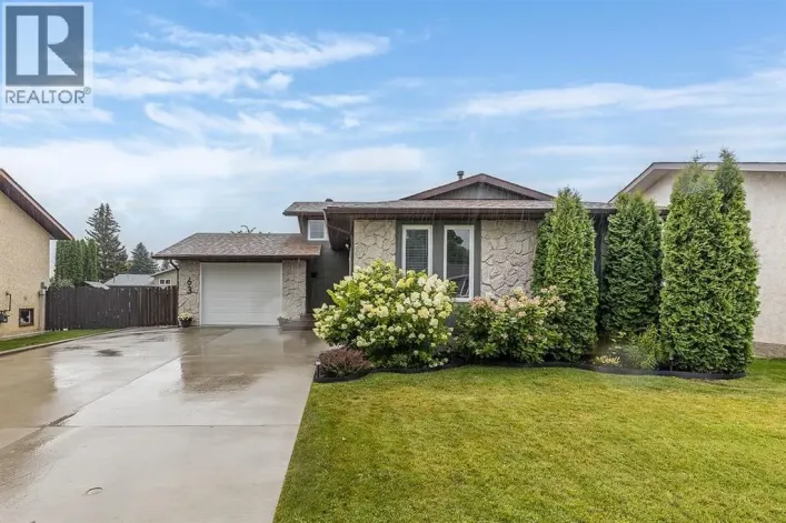 63 Smithson Street SE, Medicine Hat