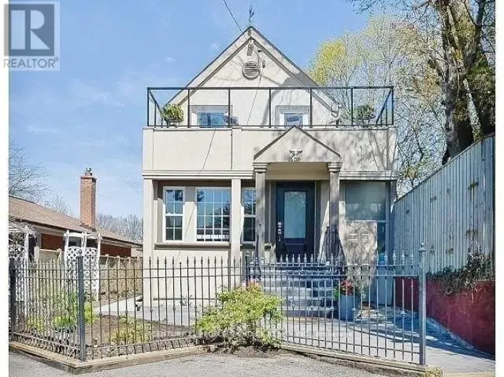 63 STEPHEN DRIVE, Toronto