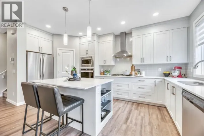 63 Walgrove Way SE, Calgary