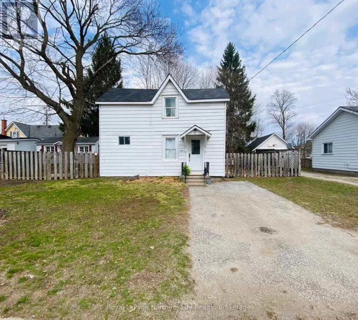 630 FIRST STREET S, Gravenhurst)
