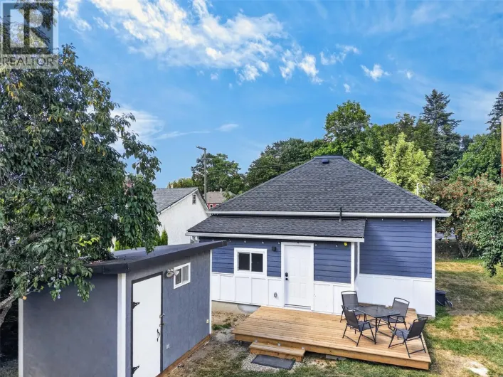 630 Okanagan SE Avenue, Salmon Arm