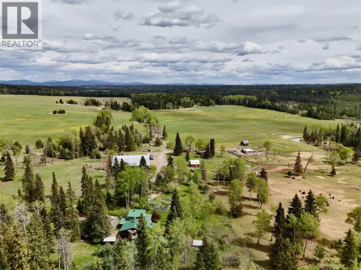6300-6310 N HORSE LAKE ROAD, 100 Mile House