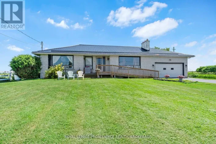 House for sale: 631 HIGHWAY 96, Frontenac Islands