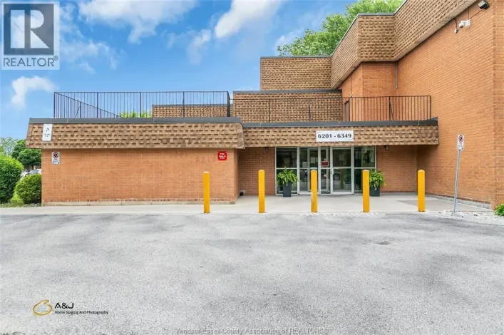 6311 THORNBERRY CRESCENT Unit# 300, Windsor