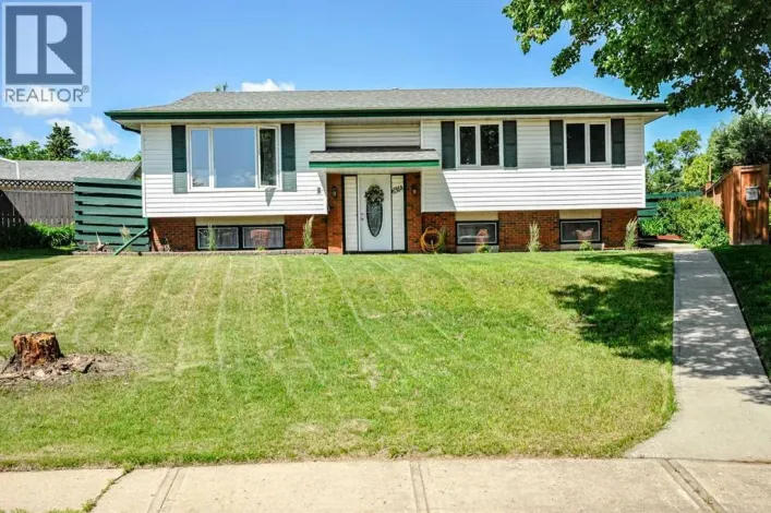6314 44A Avenue, Camrose