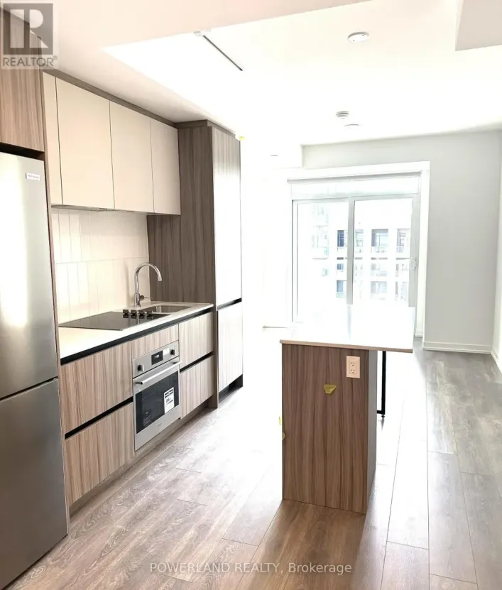 632 - 8 BEVERLEY GLEN BOULEVARD, Vaughan