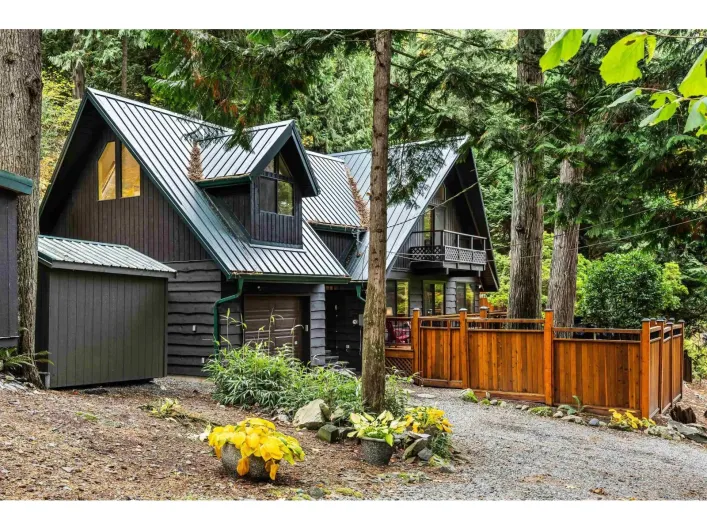 6326 ROCKWELL DRIVE|Harrison Lake, Harrison Hot Springs