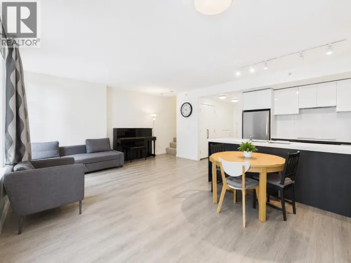 6335 SILVER AVENUE, Burnaby