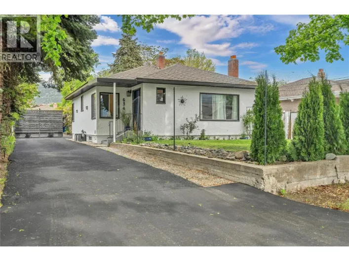 634 Latimer Street, Penticton