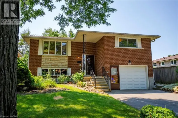 635 CEDARGROVE Place, Waterloo