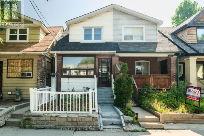 635 COXWELL AVENUE, Toronto