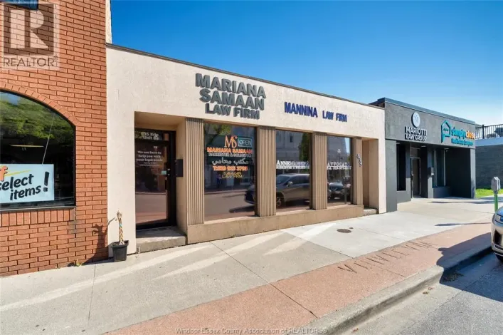 635 ERIE STREET East, Windsor