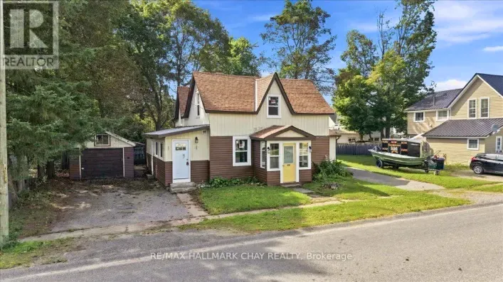 635 FIRST STREET S, Gravenhurst)