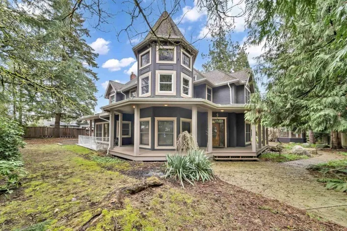 6354 184 STREET, Surrey