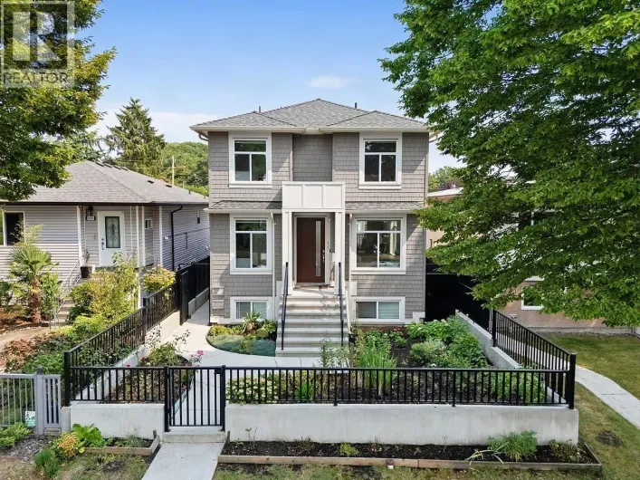 636 CASSIAR STREET, Vancouver