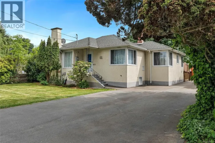 636 Coronation Ave, Duncan