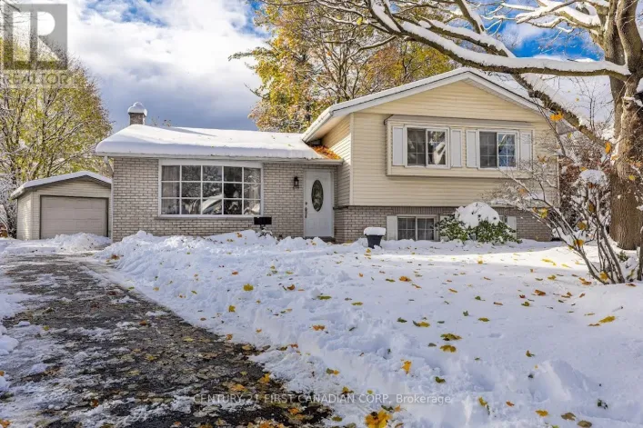 636 GLENGYLE CRESCENT, London North