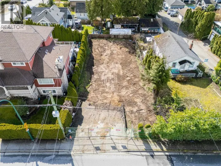 636 ROCHESTER AVENUE, Coquitlam