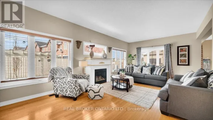 636 SERAFINI CRESCENT, Milton
