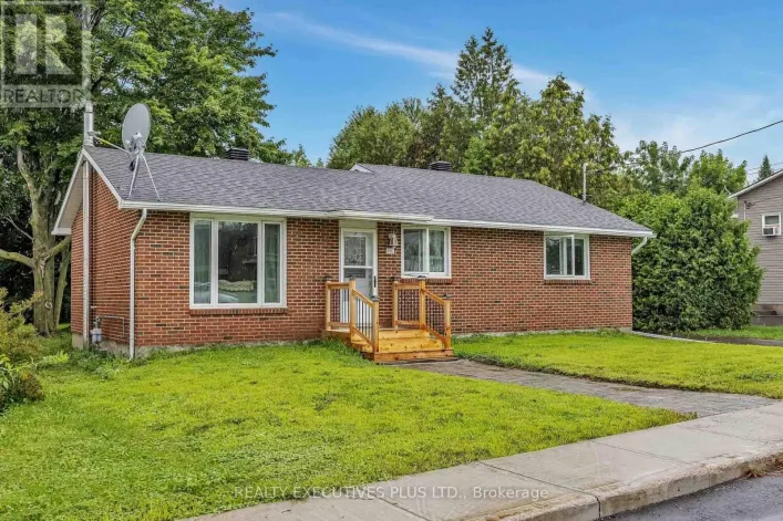 636 WATER STREET, Alfred and Plantagenet