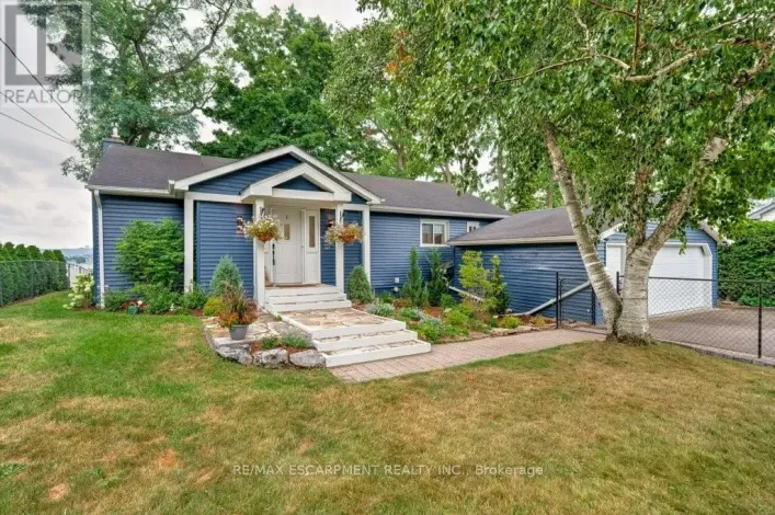 636 WEST OVAL DRIVE, Burlington