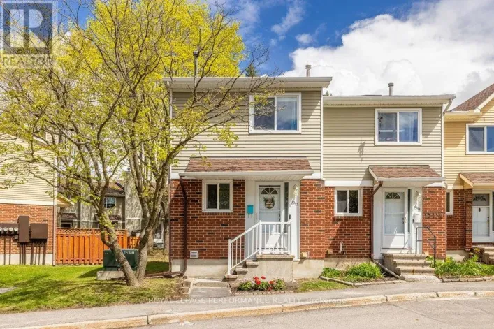 6362 BILBERRY DRIVE, Ottawa