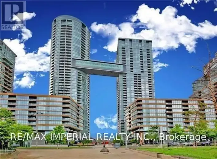 637 - 15 ICEBOAT TERRACE, Toronto